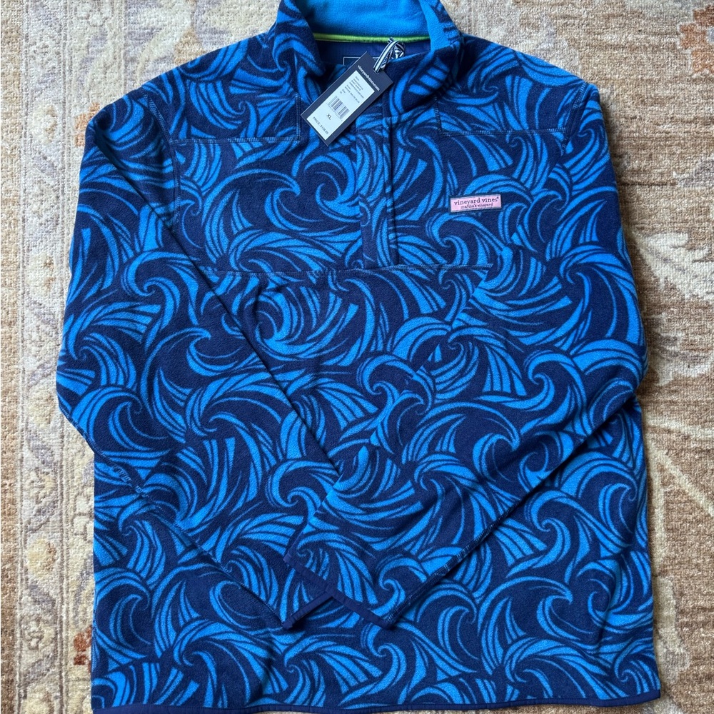 NWT Vineyard Vines blue 1/4 zip Shep Fleece with wave pattern XL